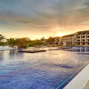 ROYALTON NEGRIL, AN AUTOGRAPH COLLECTION ALL-INCLUSIVE RESORT
